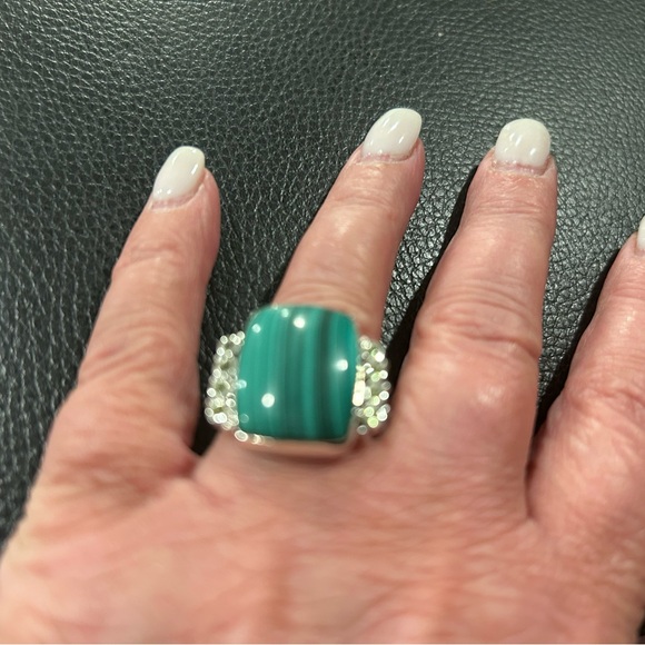 Sterling silver malachite ring with peridots accents - Picture 1 of 1